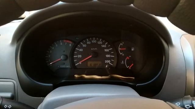 Huyndai Accent заводим в мороз -26 смотреть онлайн