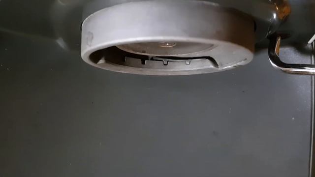 рожковая кофеварка течет из под рожка,  Saeco Nina Plus Bar