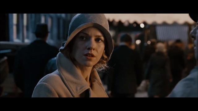 Stealing Apple - badly need food! - King Kong (2005) смотреть онлайн