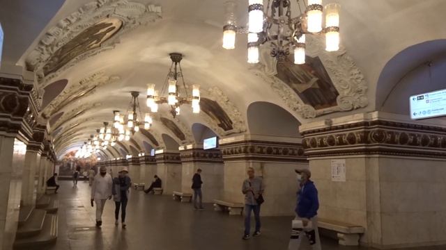 Top 25 Most Beautiful Metro Stations in Moscow - Красивые станции в Московского Метрополитена смотреть онлайн