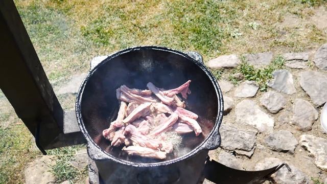КУЫРДАК В КАЗАНЕ НА КОСТРЕ смотреть онлайн