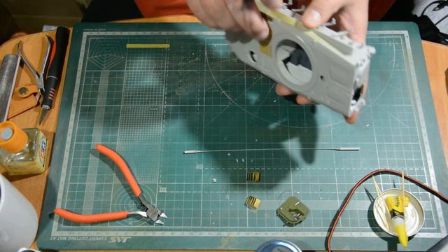 Сборка БМП-2Д от Trumpeter в масштабе 1:35.. Assembly of the model BMP-2D. Часть 8 смотреть онлайн