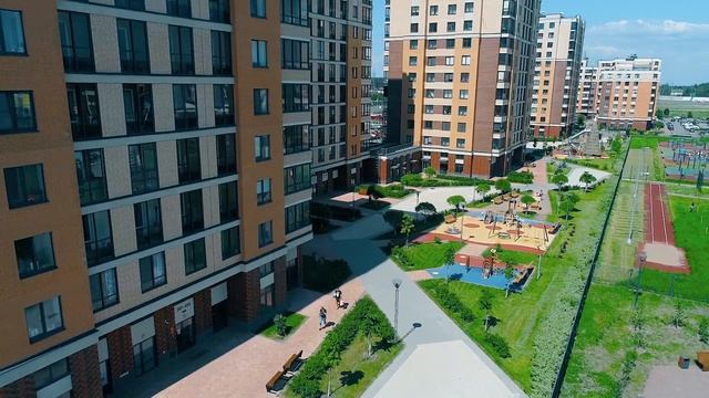 Строительный трест. Дворы 1-5 лотов жилого комплекса NEWПИТЕР, лето 2021 смотреть онлайн