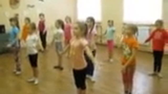 Занятие средней группы. Классика. Растяжка. смотреть онлайн