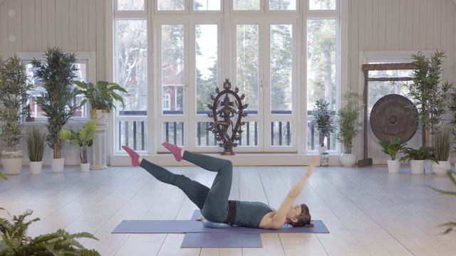 HANNA MANNINEN / Lempeä pilates / 45 min. / Bindu® Online смотреть онлайн