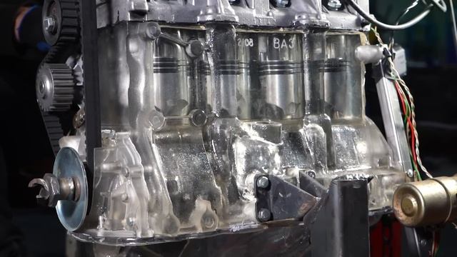 Transparent Engine Block – First Start