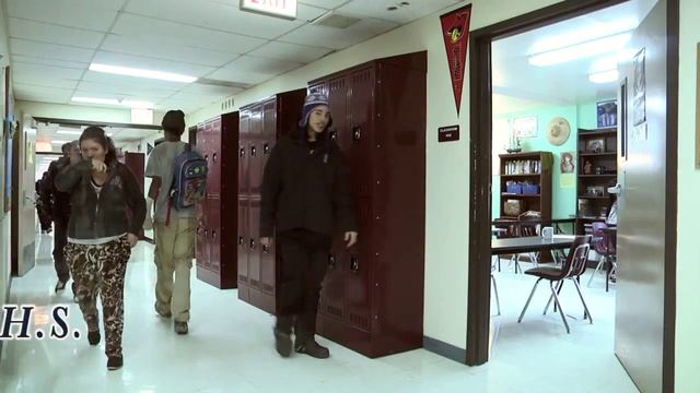 A Day at Association House of Chicago - DeVry Student Video смотреть онлайн