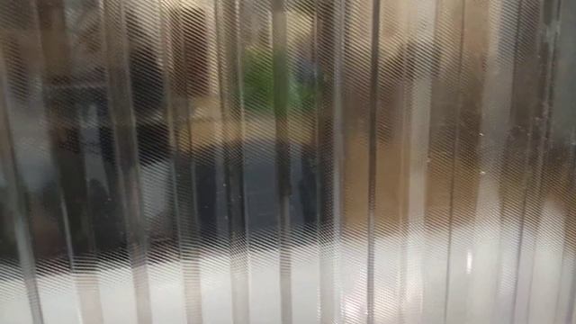 Suntuf колотый лёд 0.8 мм Vs Toplight микропризма 0.9 мм