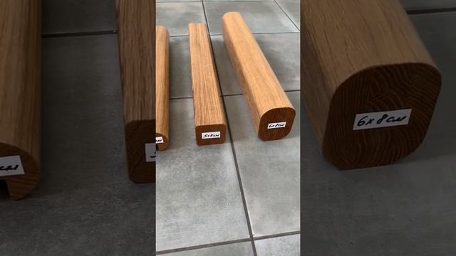 Деревянные поручни для лестничных стеклянных ограждений. Образцы цельноламельных перил из дуба. смотреть онлайн