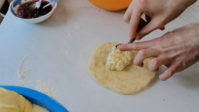 Снова пеку булочки из самого вкусного теста/Жизнь в селе смотреть онлайн