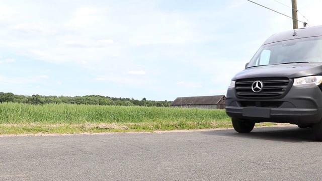 The 2019 Mercedes-Benz Sprinter 2500 (passenger van) смотреть онлайн