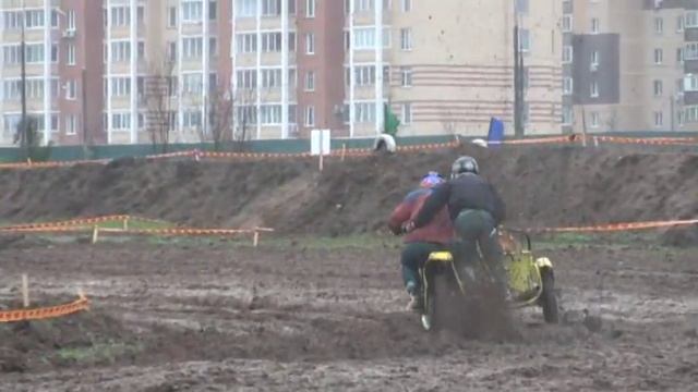 Мотокросс в Мытищах 2011-3 смотреть онлайн