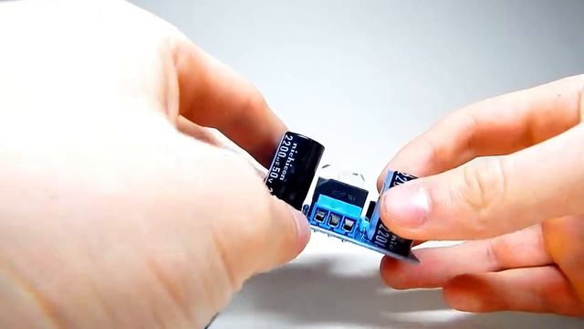 Усилитель на микросхемах TDA7293 смотреть онлайн