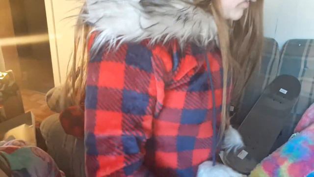 SIGMON BEST CHRISTMAS IN THE PAST 5 YEARS WEVE BEEN THEOUGH SO MUCH FINALLY GETTING OUR LIFE BACK! смотреть онлайн