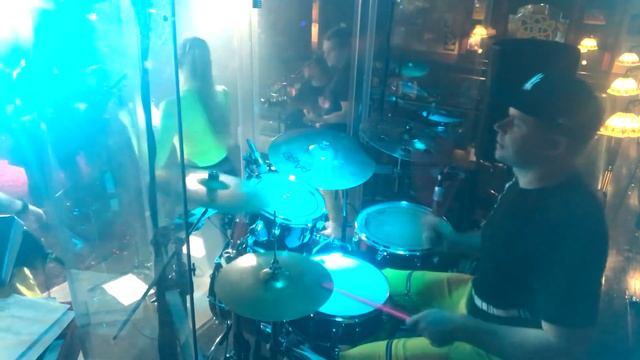 FUNKYES MONKEYS - НЕ МЕШАЙ (COVER) смотреть онлайн