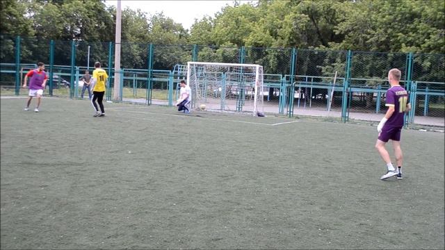 Порой и такое залетает. Вынимай, друг! смотреть онлайн