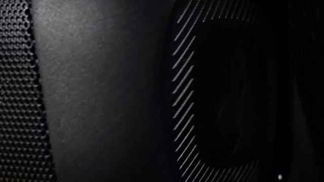 Много колонок Anker Soundcore PartyCast смотреть онлайн