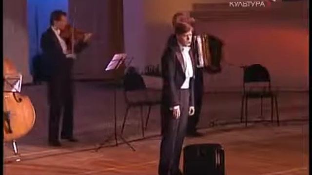 Олег Погудин Под клёнами смотреть онлайн