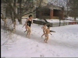 Закаливание в д/с №133 г. Луганска, 2006г.