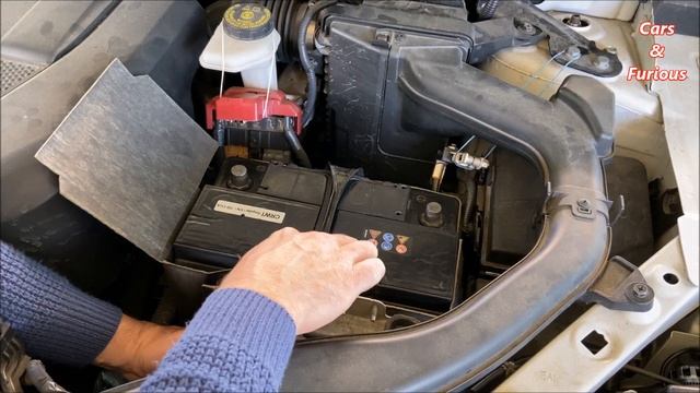 Sostituzione Batteria Nissan Qashqai X-trail Start-stop e Come Ripristinare Le Funzioni смотреть онлайн