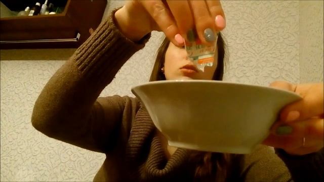 ЛАЙФХАК: КАК ОФОРМИТЬ/ПОКРАСИТЬ БРОВИ? смотреть онлайн
