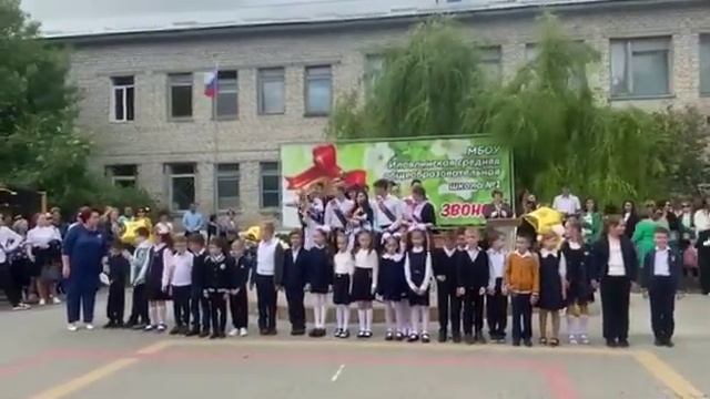 В Иловли не одекватный выпустник решил порезать выпускницу