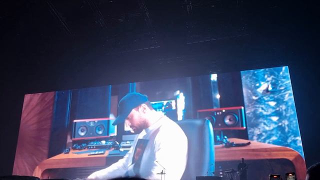 JONY - Начало концерта. 28.10.23, Москва, ВТБ Арена#jony #music #concert смотреть онлайн