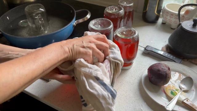Découverte: Processus de fabrication de la Gelée de trèfle rose смотреть онлайн