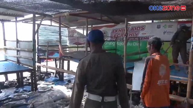 Kepergok Warga, Sepasang Pelajar Mesum di Gubuk Pantai Muarareja Indah Tegal смотреть онлайн