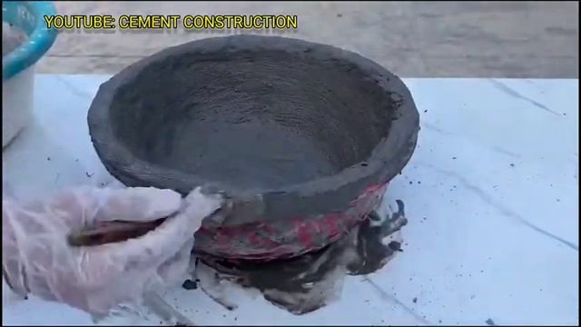 красивый цветочный горшок из цемента смотреть онлайн