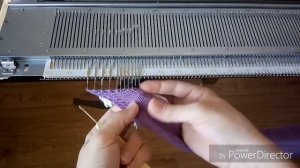 Бактус на однофонтурной вязальной машине с незакручивающейся планкой по периметру с имитацией репса