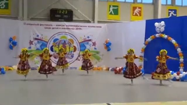 Театр танца " Триумф" " Девка по саду ходила" смотреть онлайн