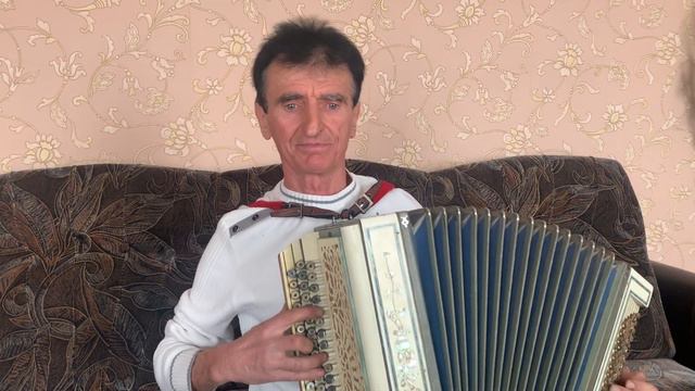 ВАСИЛИЙ НЕСТЕРЕНКО - РЫЖАЯ / ЗАДОРНАЯ ПЕСНЯ ПОД БАЯН смотреть онлайн