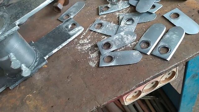 плановая ревизия ножа для зернодробилки 15 кВт смотреть онлайн