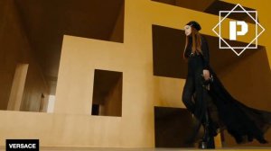 Gigi Hadid x VERSACE | Runway Collection