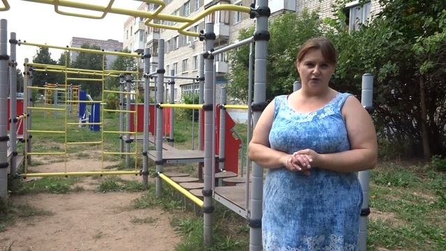 В Чебоксарах женщина рассказала, как на ее 9-летнюю дочь напала собака смотреть онлайн