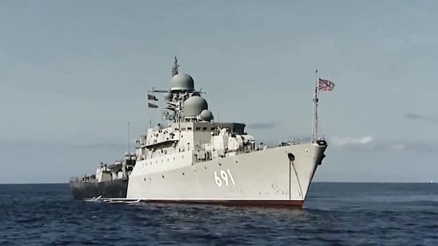 МОРЯКИ   ВМФ