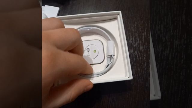 AirPods Pro смотреть онлайн