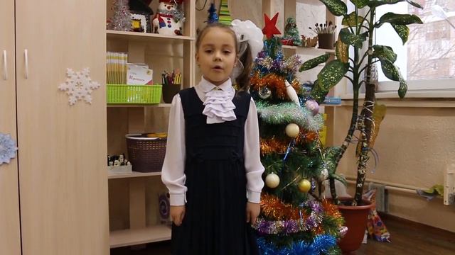 Страна читающая — Кристина Тетерина читает произведение «Деду за Победу» Т. Вепревой смотреть онлайн