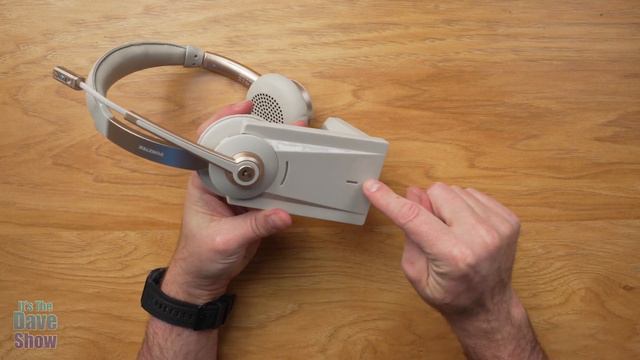 Vonztek Bluetooth Headset with Microphone and docking holder смотреть онлайн