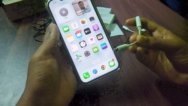 Apple lightning to 3.5 mm Headphone Jack Adapter | Boya M1 mic iphone me kaise chalaye смотреть онлайн