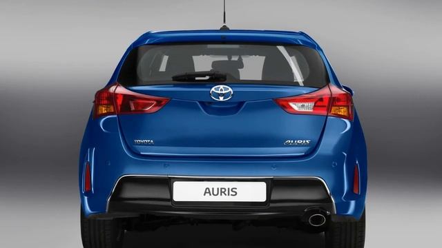 Toyota Auris 2013 модельного года