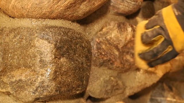 Chimney Cleaning and Stone Hearth at the Log Cabin смотреть онлайн