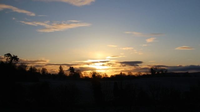 Dawn Breaker | April Sunrise | Stunning Scenes | Irish Sun | Canon EOS 250D смотреть онлайн