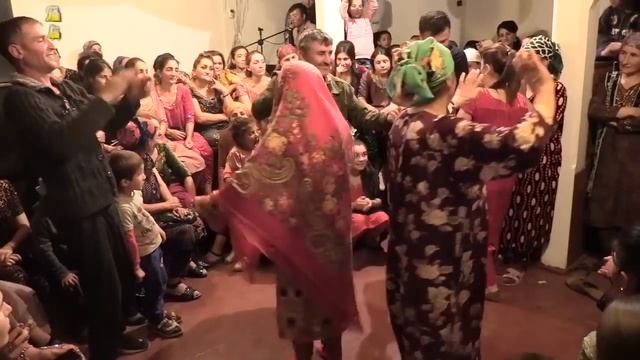 ТУЙИ ПОМЕРИ/РАКСИ АРУС/ТАНЕЦ НЕВЕСТЫ/ПАМИРСКАЯ СВАДЬБА 2019))) смотреть онлайн