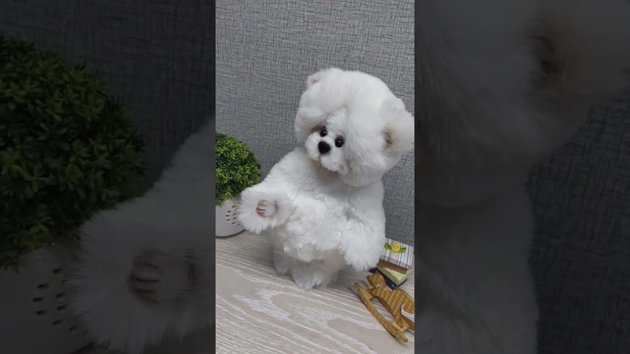 Мишутка Лаврик из нежного меха "Лебяжий пух", рост стоя 28 см, сидя 22 см, но стоит только у опоры. смотреть онлайн