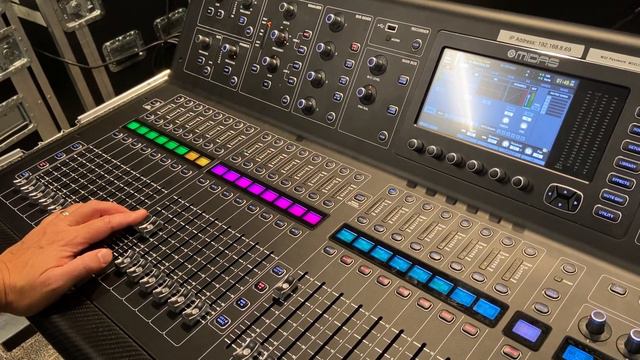 Midas M32 Practical Exam 6 - FX to Monitor смотреть онлайн