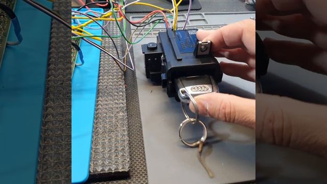 Audi A5 BCM2 + KEY + ELV repaired & tested смотреть онлайн