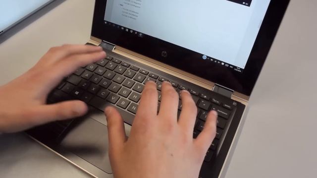 HP Pavilion x360: Hands-On und erster Eindruck смотреть онлайн