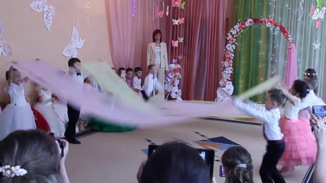 Випускний садочок. Вальс